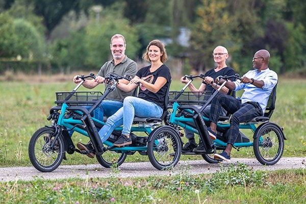Van Raam Fun2Go duo bike and FunTrain bicycle trailer 4 person tandem bike Van Raam Fun2Go duo bike and FunTrain bicycle trailer 4 person tandem bike